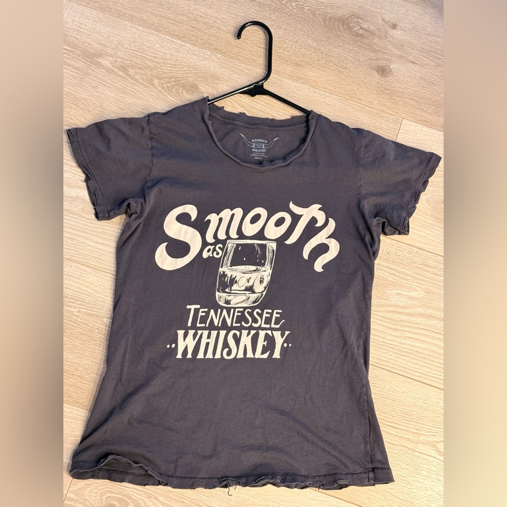 Bandit Brand Smooth Tennessee Whiskey T-shirt Small
